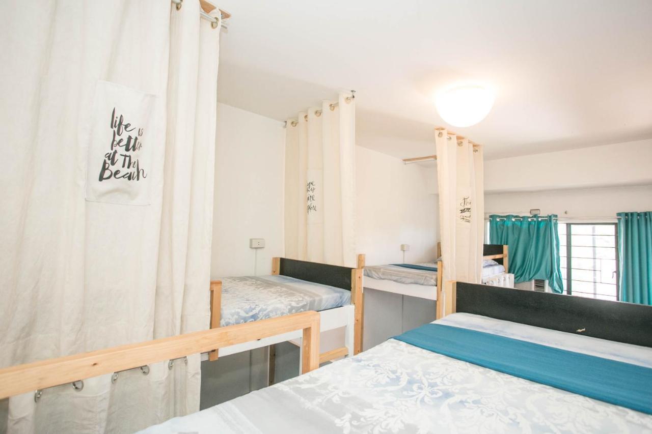 Naps & Maps Hostel Cebu Екстер'єр фото
